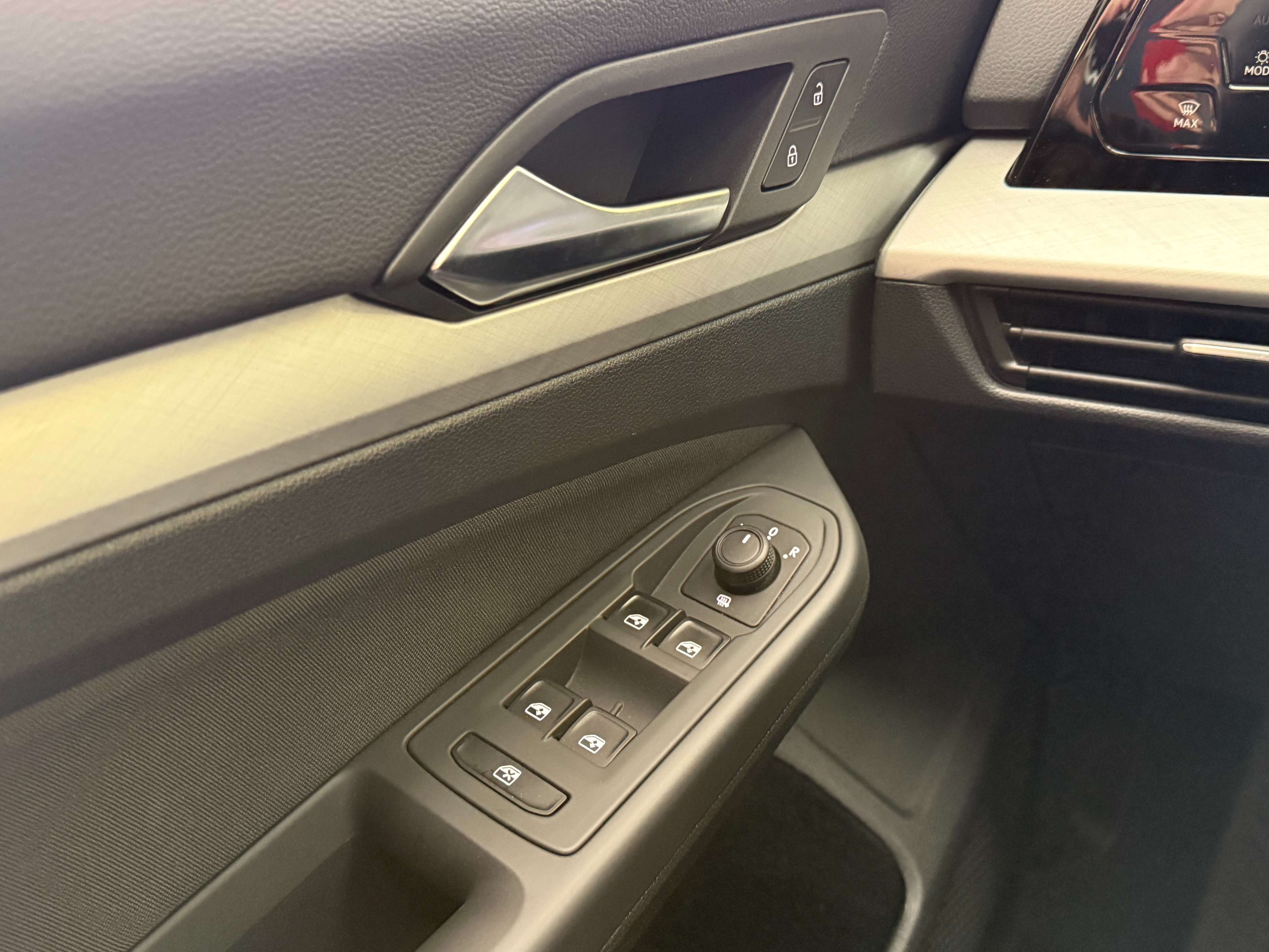 Product thumbnail 10